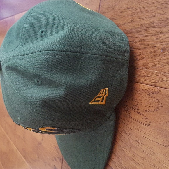 NFL New Era Green Bay Packers Spellout Under Bill 7 1/8 - Picture 7 of 12